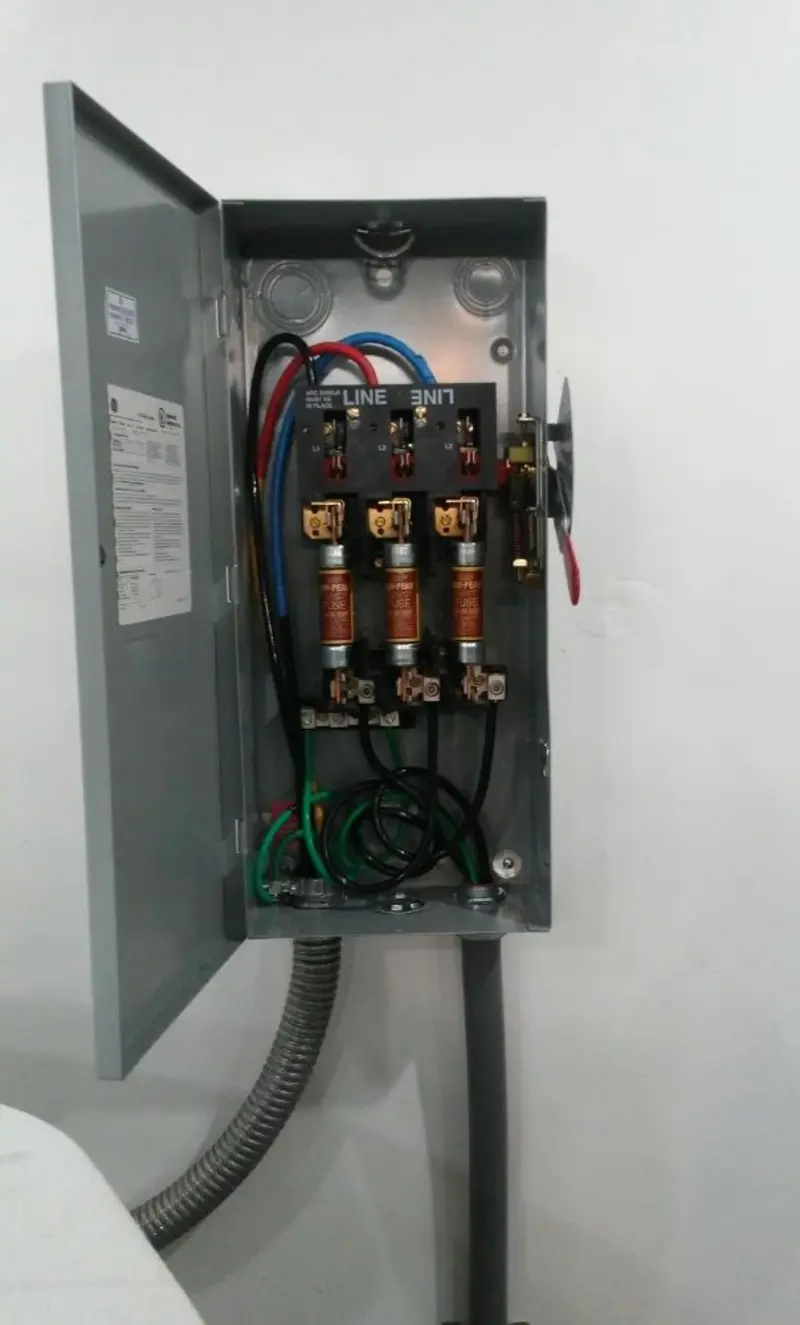 Three-phase disconnect switch installed for Electrical Wiring & Rewiring in Moss Bluff